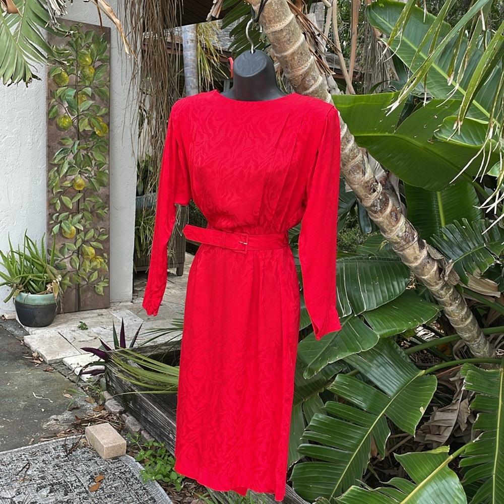 Karen Alexander pure silk power ishoulders vintage dress